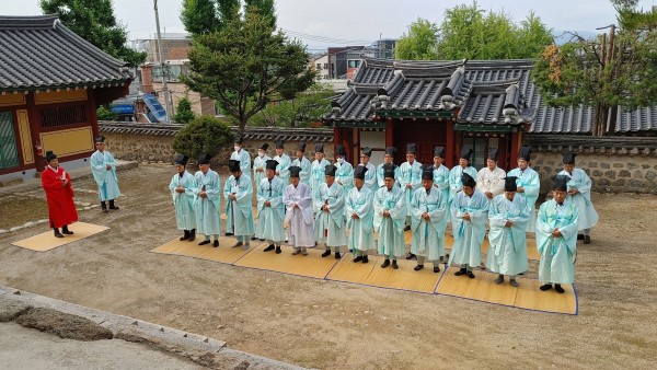 강원도지사 고유례