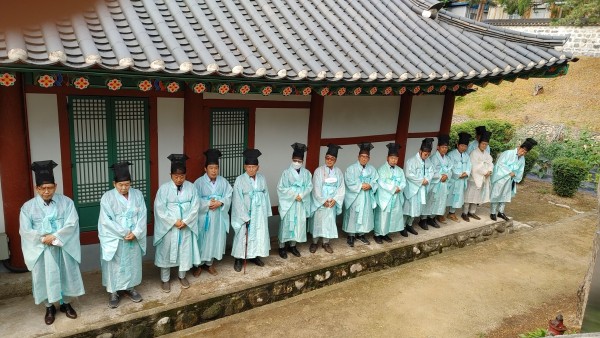 강원도지사 고유례