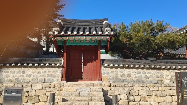 옆문